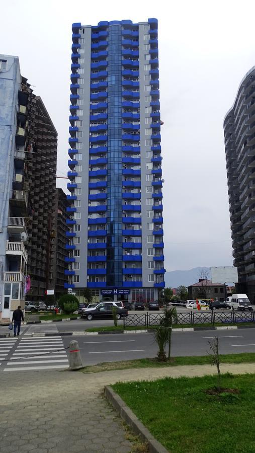 Апартаменты - Первая Линия! Batumi Esterno foto